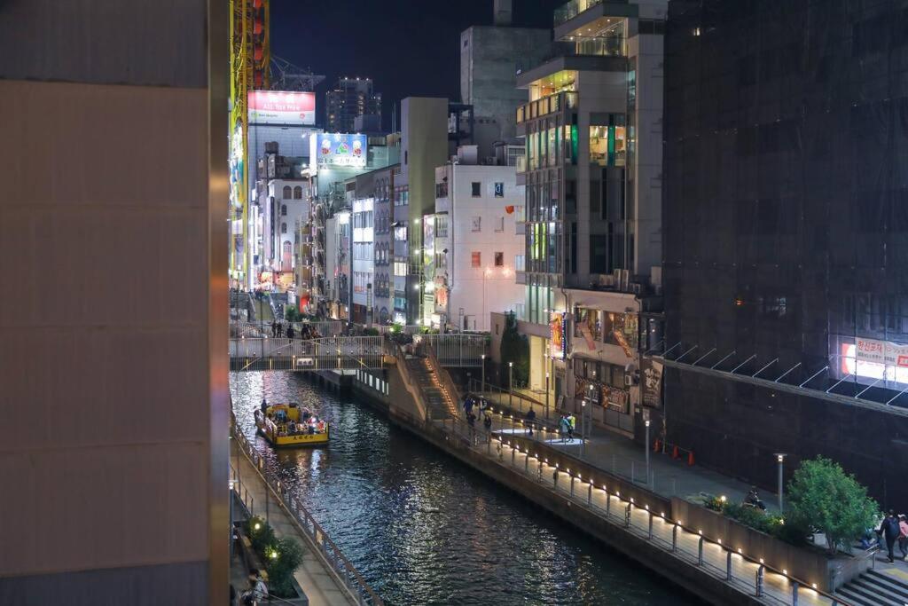 道頓堀民泊31＆Mini浮世絵美術館、道頓堀心斎橋真ん中、家族旅行、Family Trip Osaka Apartment Екстериор снимка